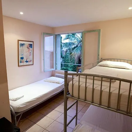 Saint Exupery Gardens Hostel *