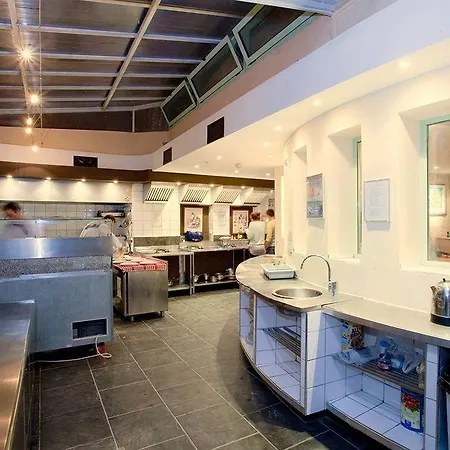 Saint Exupery Gardens Hostel